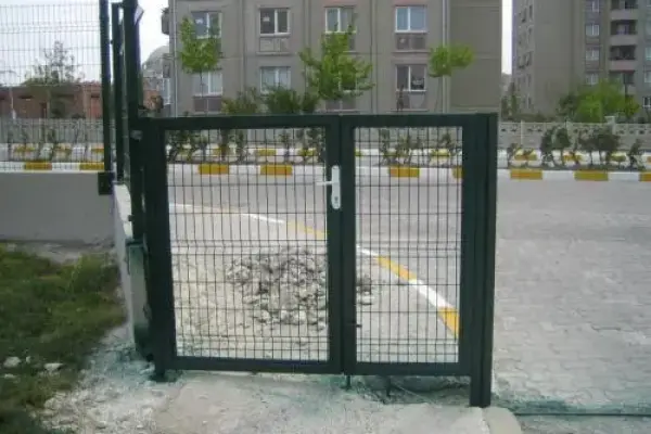 Çit Kapılar ve Bariyerler