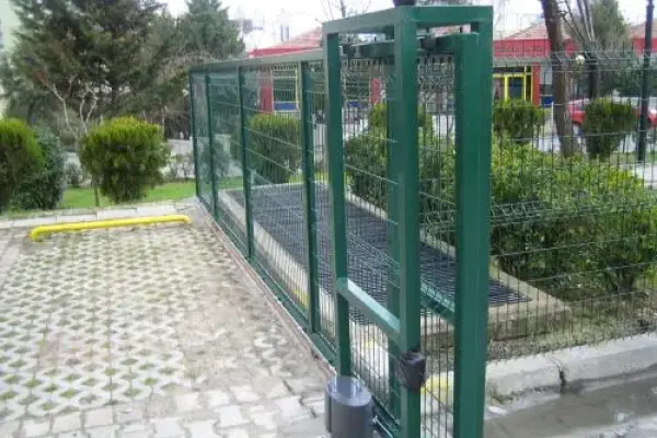 Çit Kapılar ve Bariyerler